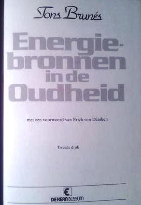 Book cover 19760087: BRUNES Tons, VON DÄNIKEN (voorwoord) | Energiebronnen in de oudheid