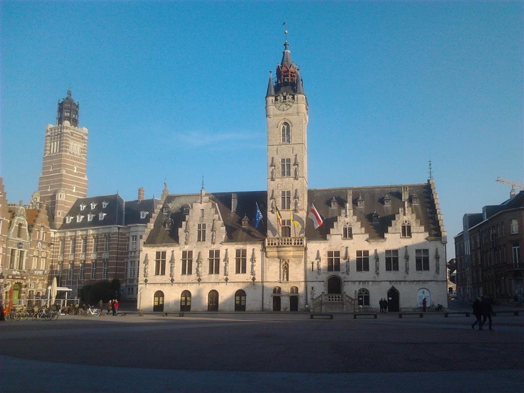Article 201502151859: stadhuis van Dendermonde