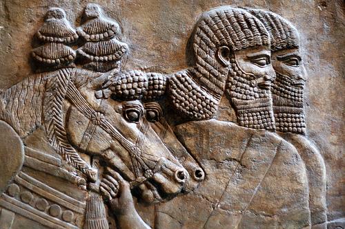 Article 201504141038: Beeldenstorm: ISIS/DAESH vernielt Assyrische stad Nimrud